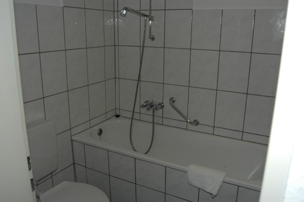 Hotel Schwerthof Solingen Zimmer foto